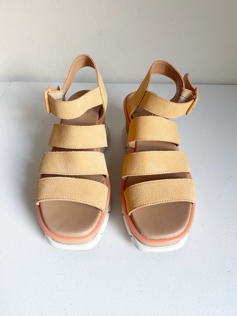 Sorel Joanie lll Ankle Strap Wedge Sandal Size 7.5 - Picture 3 of 10